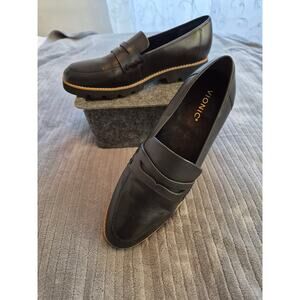 Vionic Black Leather Comfort Loafer Women's Slip On Flat Shoes Size 11 NWOT